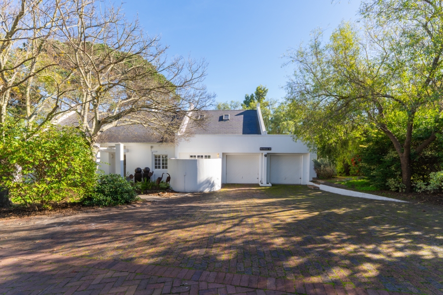 3 Bedroom Property for Sale in Zevenwacht Farm Village Western Cape